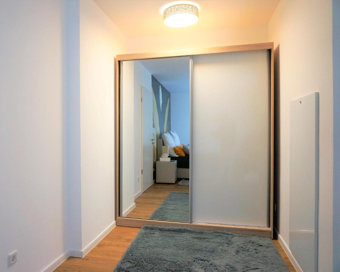 Mein Apartment, Stars Mit Balkon Und Klima Fuer Bis Zu 4 Personen 法兰肯塔尔 外观 照片